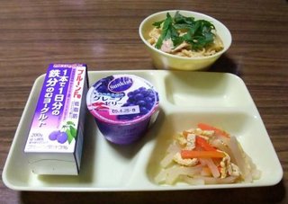 水っぽいカレー、プリンは箸…受刑者らの不満　世間の常識は刑務所の非常識か