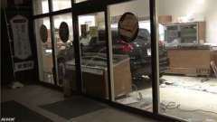 洋菓子店に車突っ込み６人けが  静岡