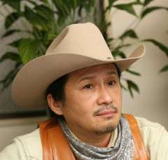 俳優の萩原流行さん バイク事故で死亡か 