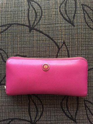 皆さんの財布見せてください。