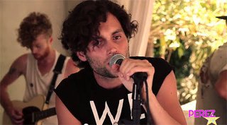 好みの男の画像を貼るから