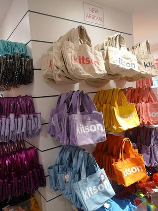 セレブ御用達ブランドで一世風靡「キットソン」が全事業終了へ