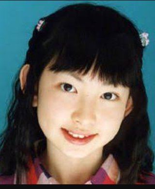 斎藤工＆小嶋陽菜５分でベッド、密着セクシー自撮り