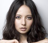 【悲報】ベッキー裏の顔がヤバいと話題に・・一般人に舌打ち、ADにブチ切れなど