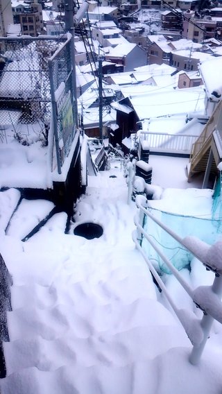 40年ぶりの大寒波襲来！！西日本は3日分の食料確保を