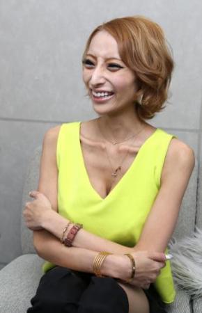 【修羅場】加藤紗里が狩野英孝と事務所公認で付き合っていることを公表 「川本真琴はストーカー状態」