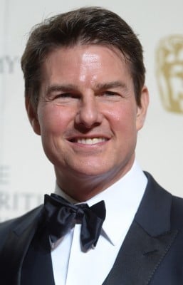 トム・クルーズの変わり果てた顔にツイッター炎上！