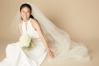 澤穂希が純白ウエディングドレスに最高の笑顔を披露