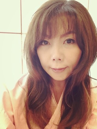 小川菜摘“整形疑惑”笑い飛ばす　生放送で話題も「ゴム取ったら戻る」