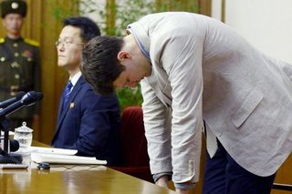 北朝鮮でホテルの展示物を盗もうとしたアメリカ人大学生に懲役15年判決【号泣】