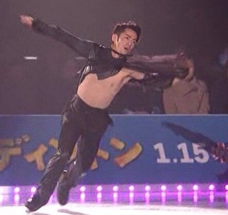 村主章枝(35)大胆ヌードを披露