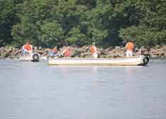 逃げた鵜追い川飛び込む　船頭が行方不明　岐阜・長良川