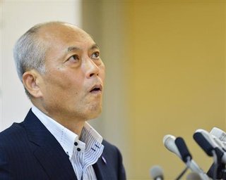 舛添氏 会議費で家族旅行疑い