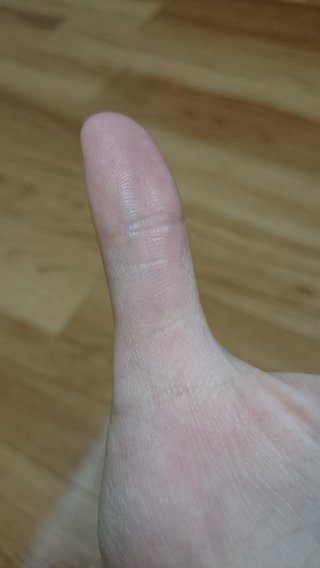左手の親指に仏眼がある人ちょっときて