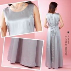 このドレスに合う羽織り物と合う色