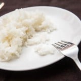 糖質制限ダイエット実践者による飲食店での“ライス残し” 。従業員から怒りと困惑の声…