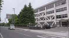 中学校の校舎に侵入  国土交通省
新庄河川事務所勤務の男

山形