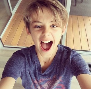 “世界一のイケメン”は12歳だった！【画像】