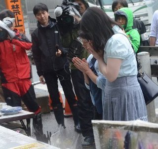 長野・軽井沢でスキーバスが転落 多数死傷者