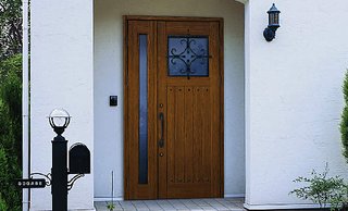 この玄関ドアどう思う？