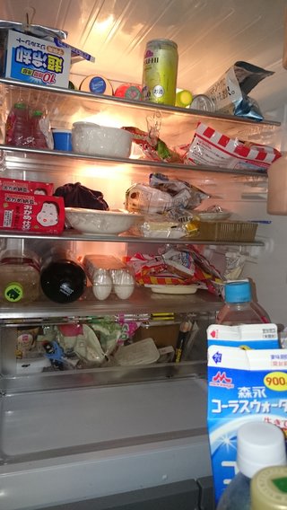 皆の家の冷蔵庫の中やキッチンを見せて