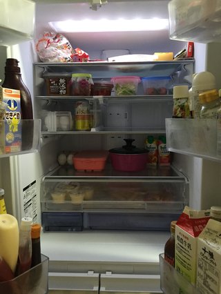 皆の家の冷蔵庫の中やキッチンを見せて