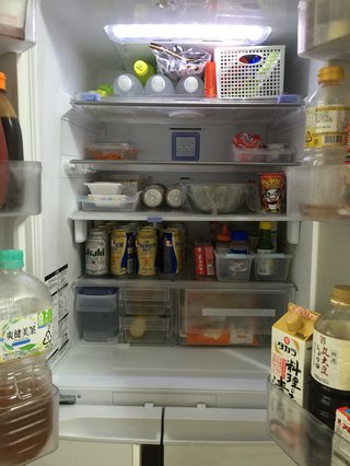 皆の家の冷蔵庫の中やキッチンを見せて