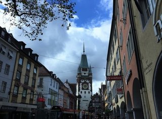 慰安婦少女像、欧州で初めてドイツに設置