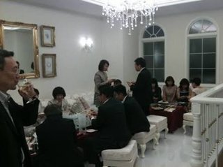 YouTubeでアンパンマンのおもちゃ紹介してる姉妹