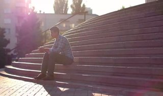 うつ病の元となる物理的根源を新発見