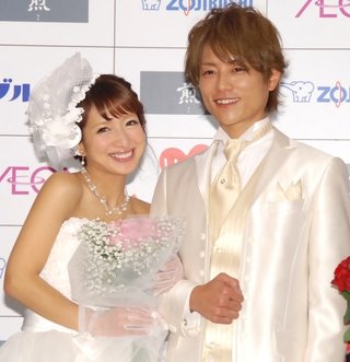 杉浦太陽＆辻希美夫妻、9年ぶり2ショット　カメラの前でのろけ「妻が視界にいないと嫌」