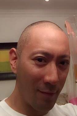 市川海老蔵さんってお目目整形してるよね？