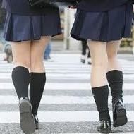 下半身露出容疑、２３歳国税局職員を逮捕容疑　