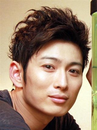 仮面ライダー俳優が盗撮男逮捕　買い物中に妻が被害、逃げる容疑者捕まえ　京都