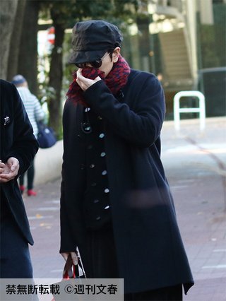 文春砲！井上真央は知らない！　嵐・松本潤「裏切りの4年恋人」をスクープ撮