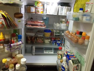 皆の家の冷蔵庫の中やキッチンを見せて