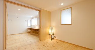 引き戸仕切りの子供部屋の方いますか？（拾い画です）