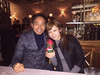 長友佑都、平愛梨とのラブラブ写真公開に「そんなことしてる場合か！」