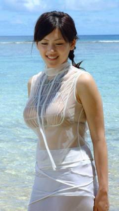 自分が男だったら綾瀬はるかのボインちゃん、揉んでみたい？？