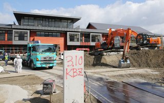 森友学園、認可申請取り下げ　理事長退任の意向