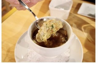 一緒に考えてくれません？オニオングラタン餃子