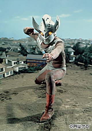 ピコ太郎の本物の正体がついに判明  ジョアーァアアピコ