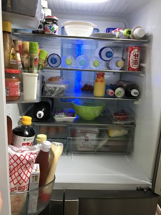 皆の家の冷蔵庫の中やキッチンを見せて