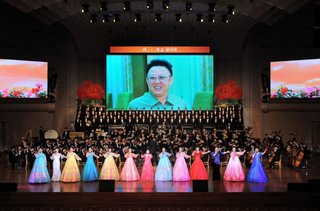 【北朝鮮】金正恩氏が喜び組の下着に3億8000万円支出 中国からガーターを輸入