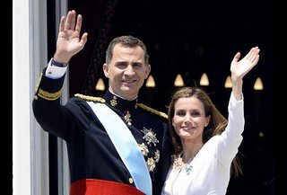 スペイン国王夫妻が来日 皇居で歓迎式典