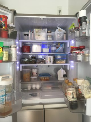 皆の家の冷蔵庫の中やキッチンを見せて
