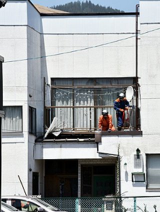 強風、宮古で2人死亡　消防署員と漁業者