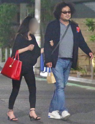 葉加瀬太郎  54歳の年上シンガーとほろ酔い路チュー