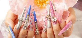 28歳でこのネイルやばい？