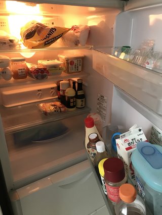 皆の家の冷蔵庫の中やキッチンを見せて